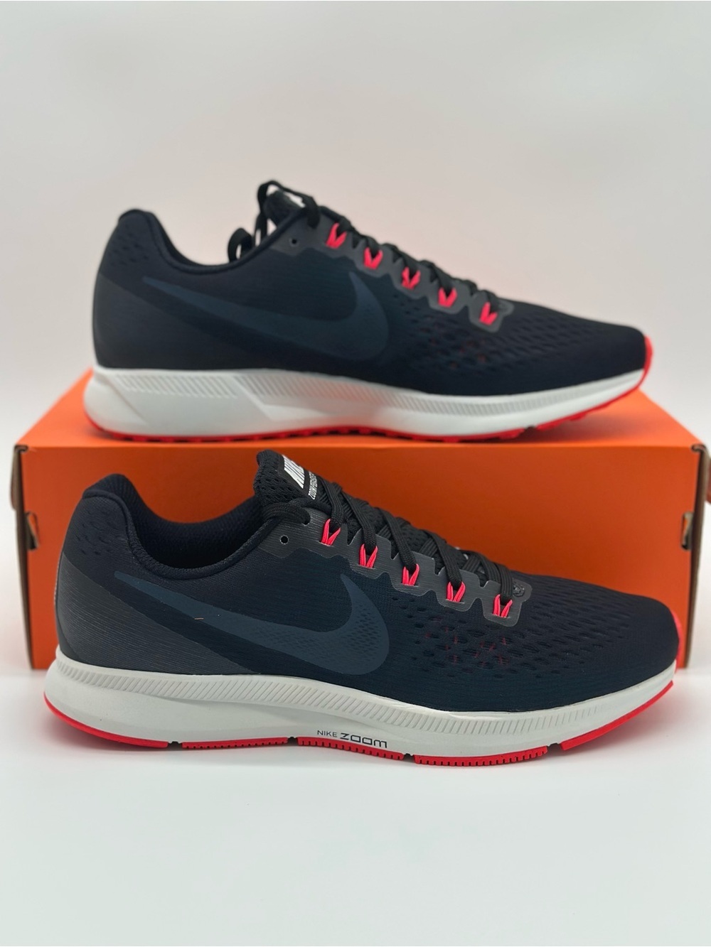 Nike Men’s Running Sneakers Navy Blue with Pink Accents